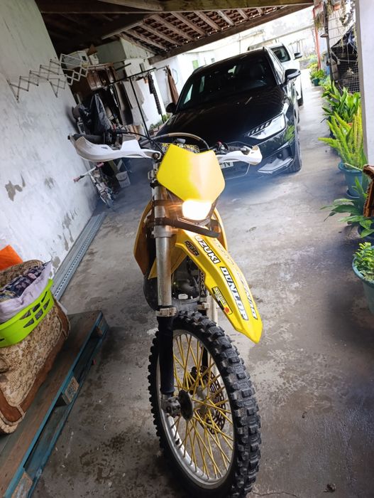 Suzuki rmx  250 2t