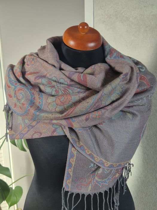 Szal z kaszmirem 185 cm × 70 cm