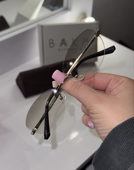 Окуляри жіночі прозорі