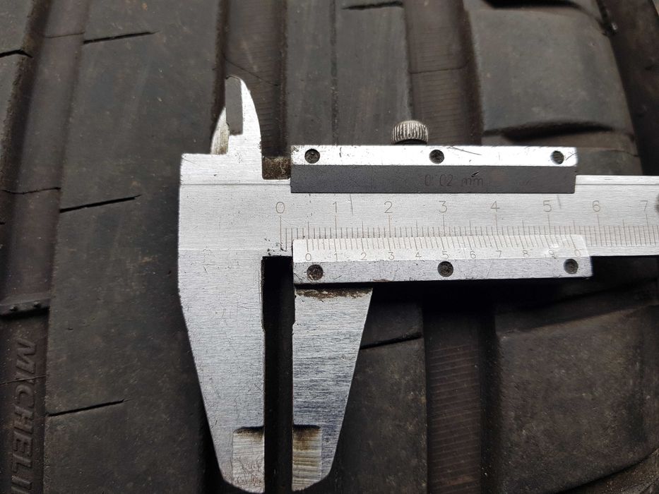 Opony letnie Michelin Pilot Sport 5 245/35/19 93Y 2022 rok z bieżnikiem 4,5-5mm