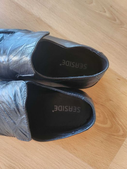 Sapatos Pretos – Seaside