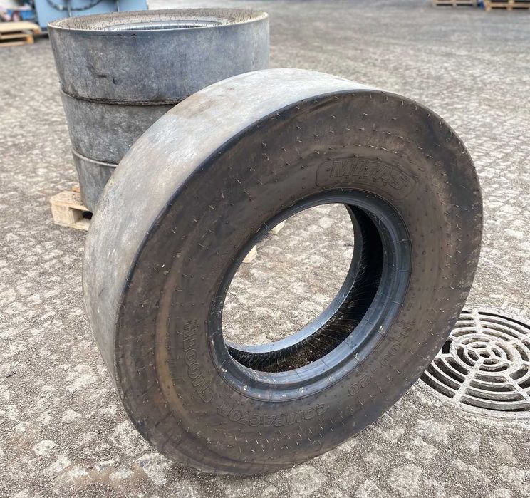 Pneus Cilindro - MITAS Compactor Smooth 11.00-20