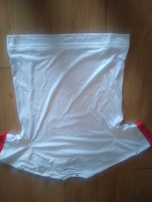 Camisola branca SLB