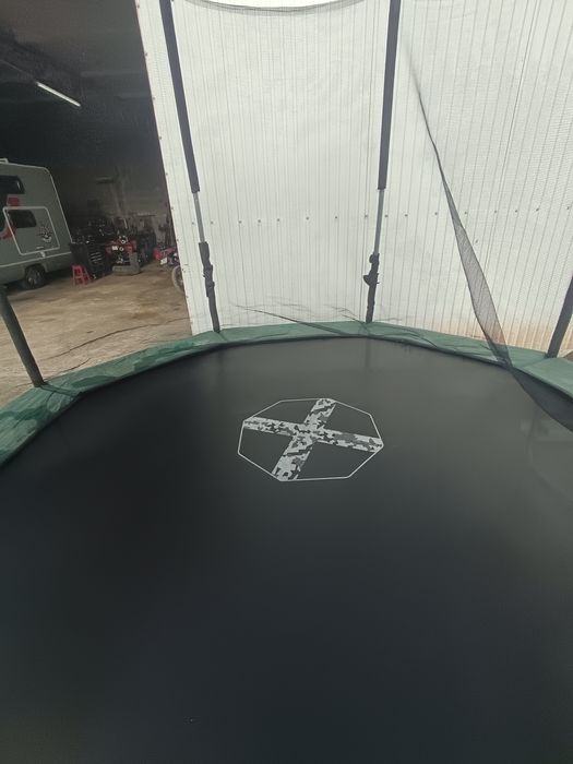Trampolim Decathlon com rede de proteção – Bom estado – 199 €