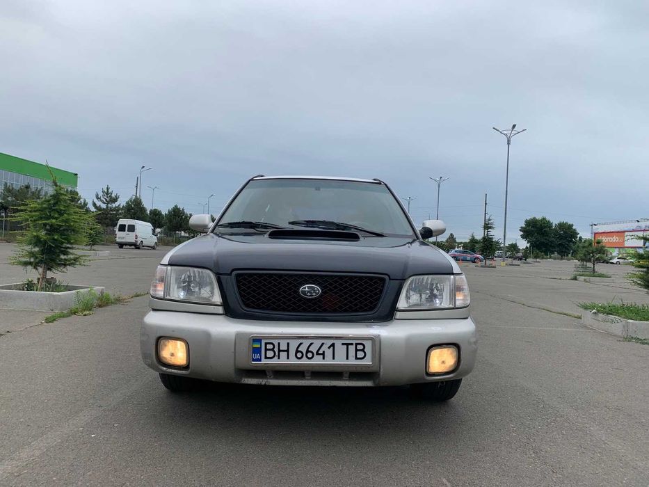 Субару фористер 2 літра турбо