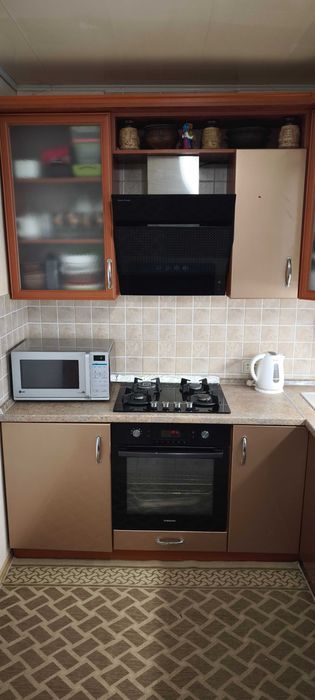 Меблі для кухні в гарному стані