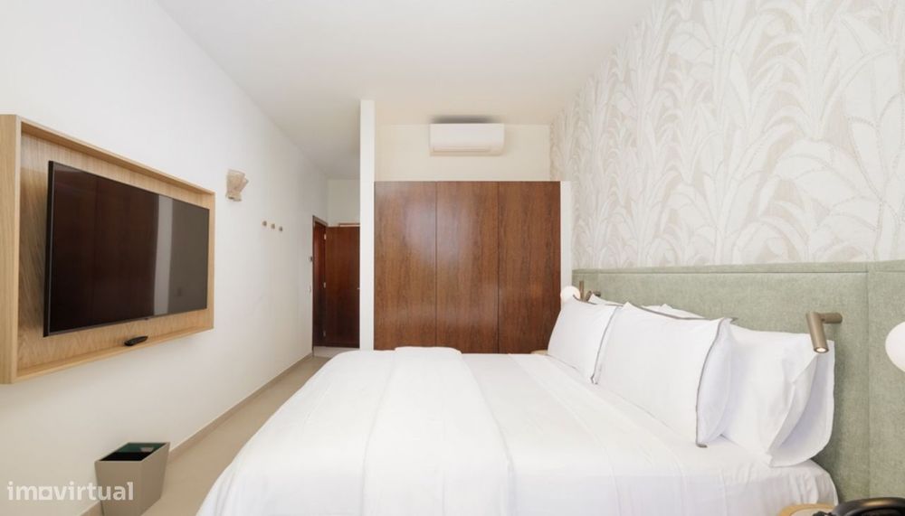 Apartamento T3 à venda com acesso direto à praia dos Salgados, Algar