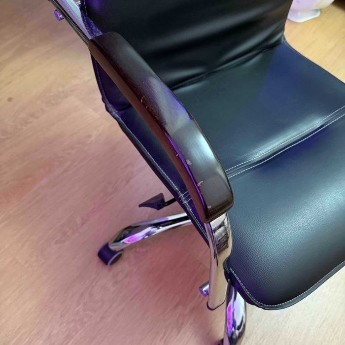 Кресло AMF Самба-RC хром орех Скаден черный Б/У