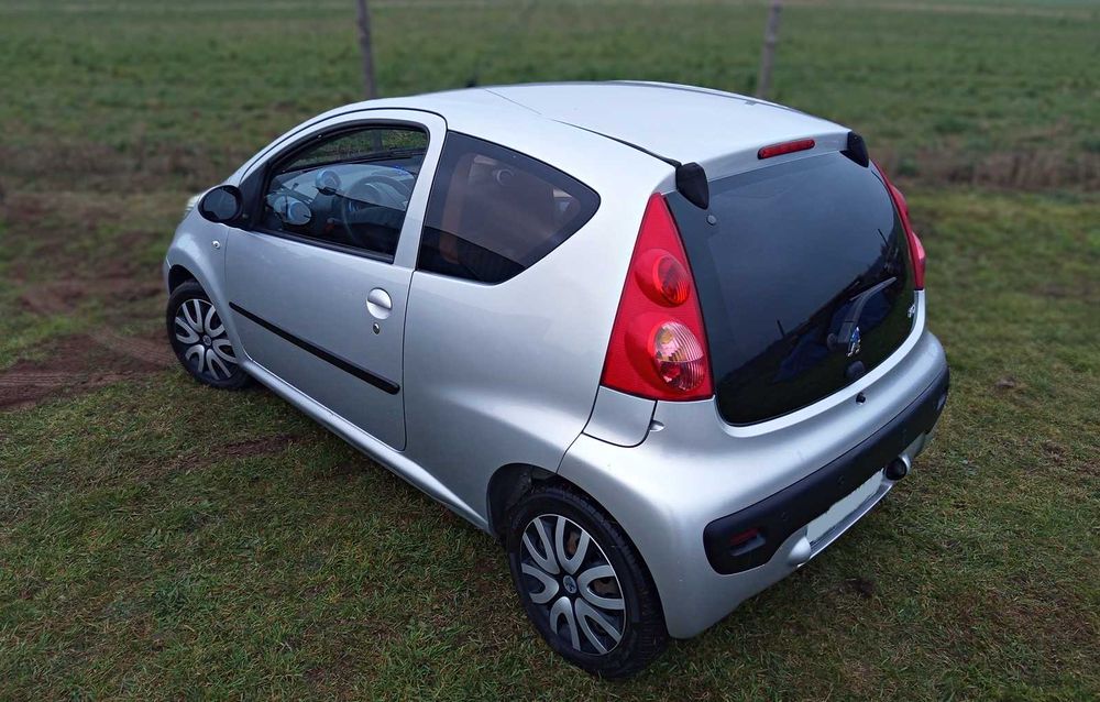 Peugeot 107 1.0benzyna, 2008r, Klimatyzacja, 96tys.km przebiegu