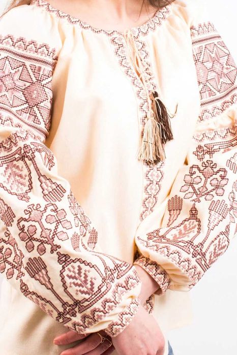 Вишиванка Розкіш розмір 54 (на параметри 108-90-114)