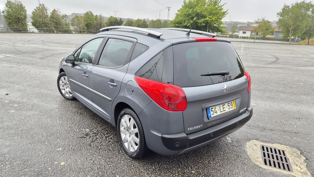 Peugeot 207 SW 1.6 HDI Sporting Tecto Panorâmico