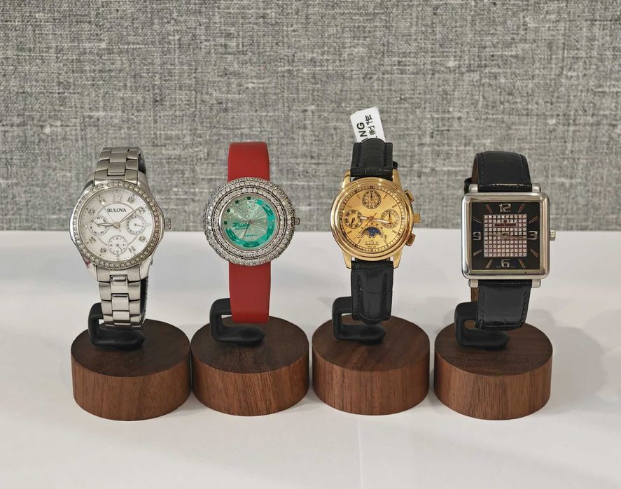 Жіночий годинник Eden Swis Made