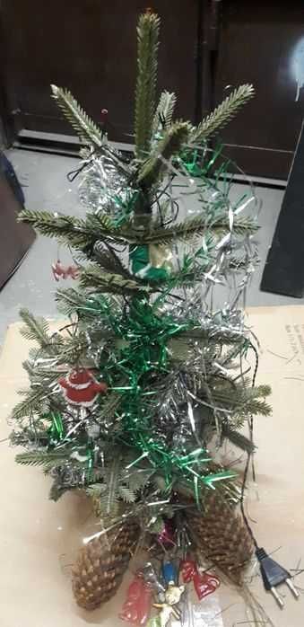 Штучна ялинка искусственная елка