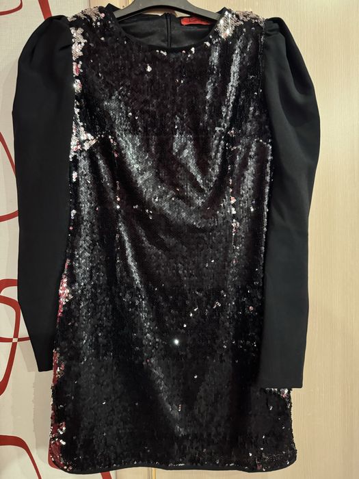 Сукня L з регулюючими паєтками