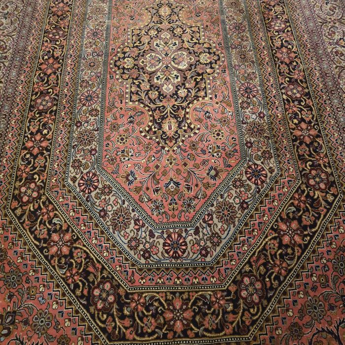 Dywan ręcznie tkany 130/ 200