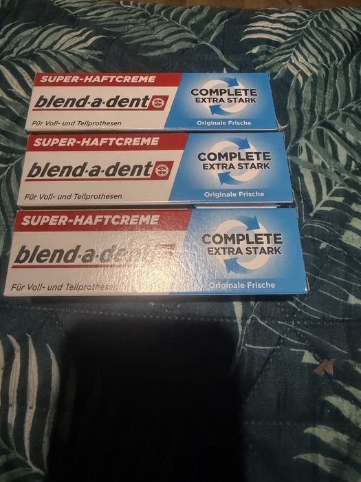 Klej do protez blenda dent