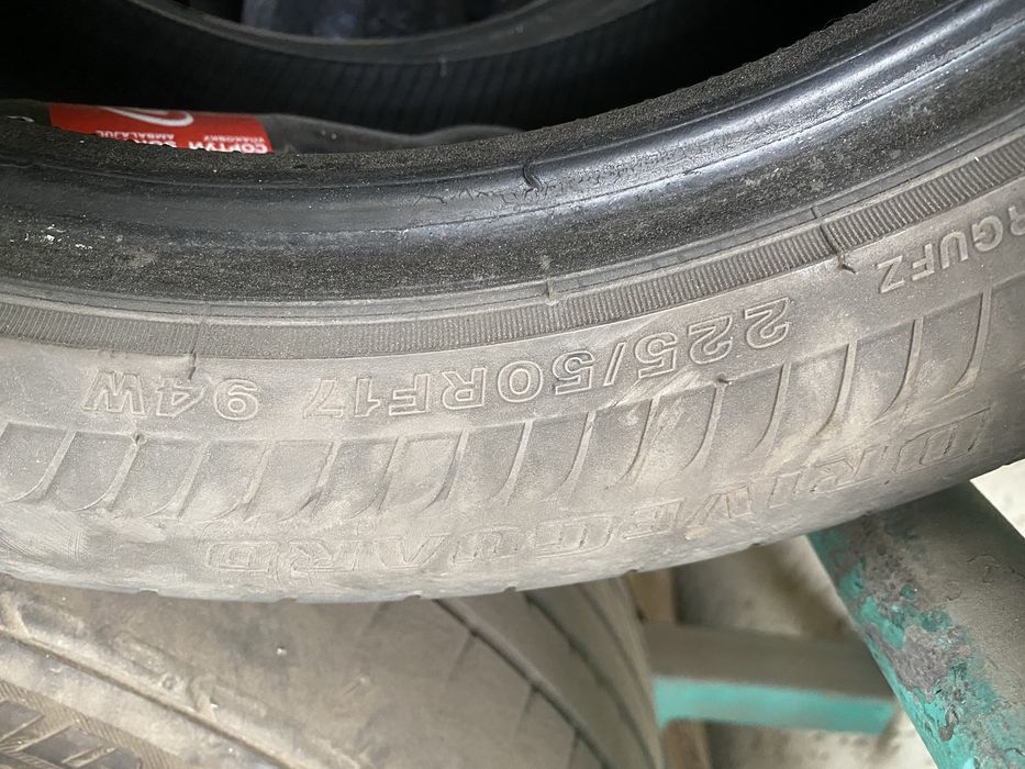 Комплект резины Bridgestone 225/50/R17