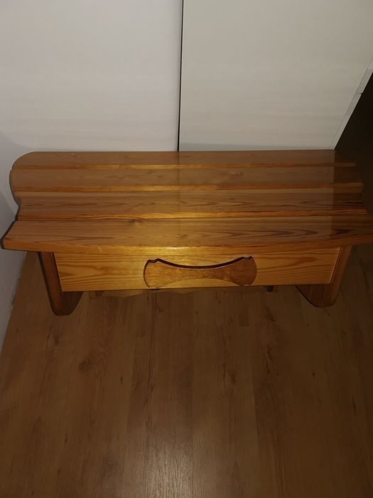 Drewniane biórko z szufladą