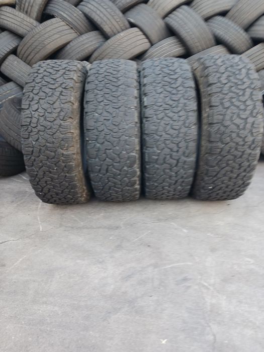 Vendo pneus novos 245/65/17 BF Goodrich