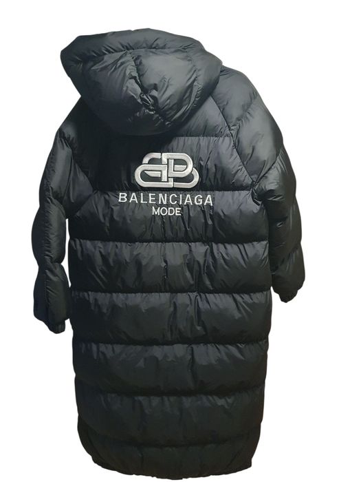 Puchowa kurtka Balenciaga