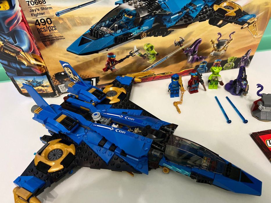 конструктор LEGO NINJAGO Legacy 70668 "Штурмовик Джея" (70668)