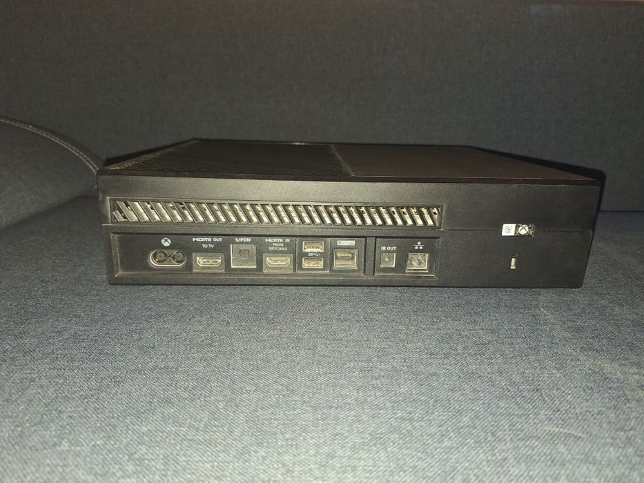 Xbox one konsola 500G pełne okablowanie