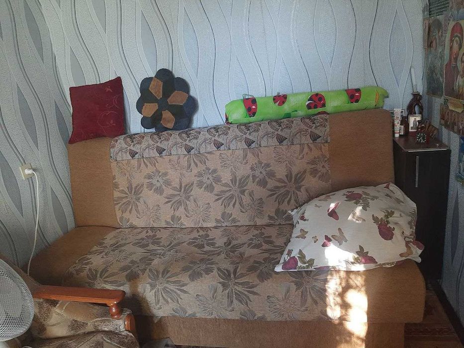 Однокімнатна біля критого ринку