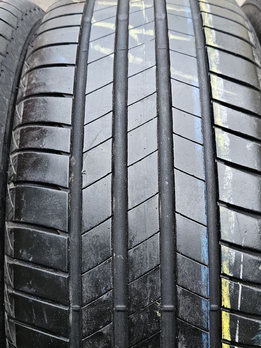 Шины БУ 215 55 R 16 Bridgestone turanza T005 комплект лето
