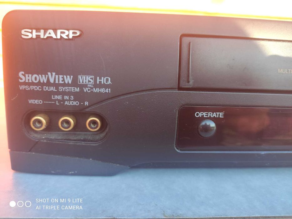 Odtwarzacz Sharp Vhs