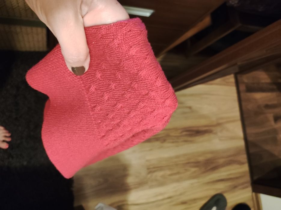 Sweter różowy ML