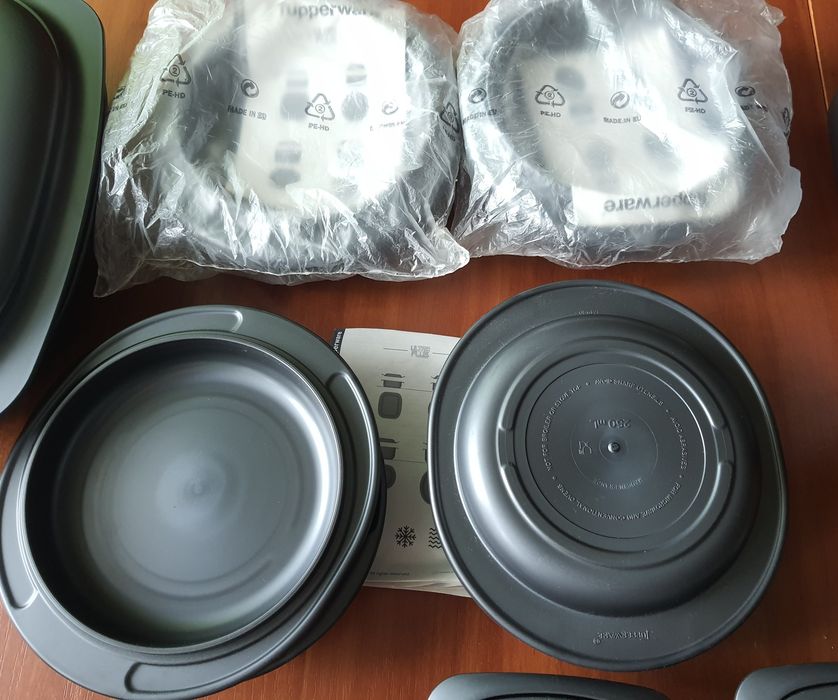 Набір посуду Tupperware серія УльтраПро Тапервер