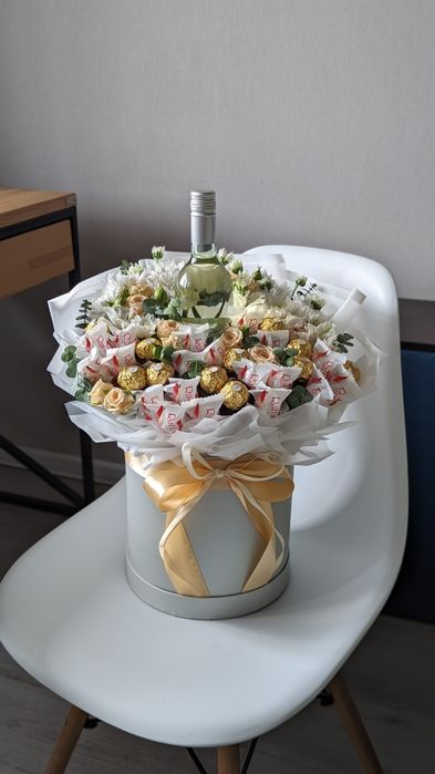 Солодкий букет із цукерок. Жіночий та чоловічий смачний подарук Київ