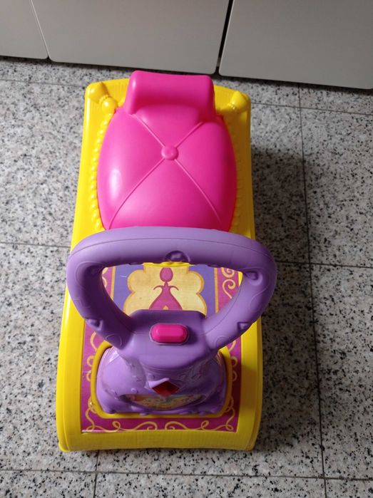 Carrinho "triciclo"
