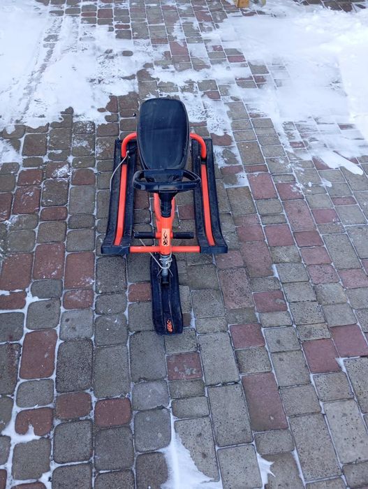 Санки снігохід з кермом