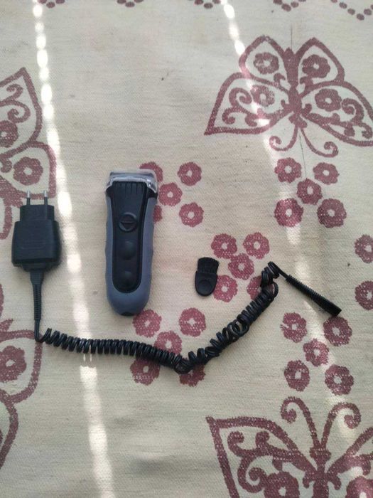 Бритва электрическая Braun 320s-4 с триммером