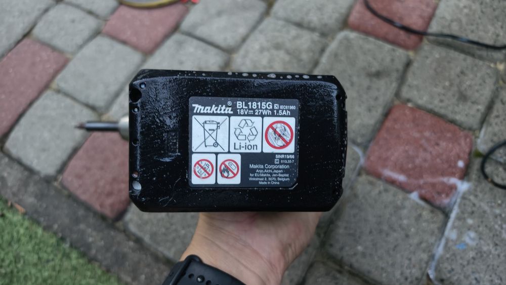 Zestaw Makita 457D wkrętarka+2x Aku +ładowarka + walizka