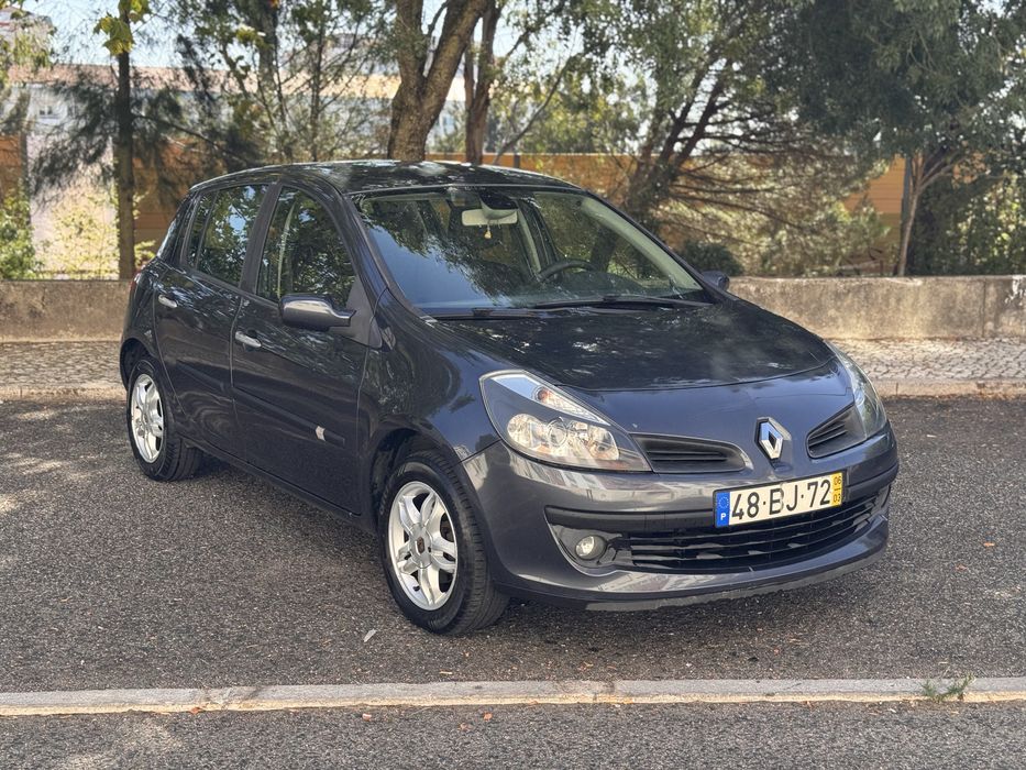 Renault Clio III 1.2 75cv