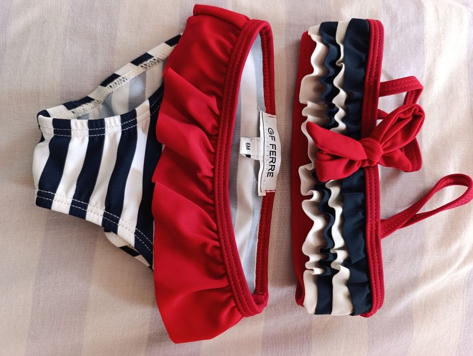 Купальник для маленької дівчинки