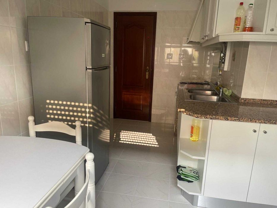 Quarto em Odivelas ao lado das Colinas do cruzeiro sem calçao entrada imediata