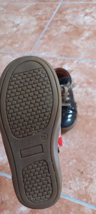 Botas menina 25 em pele