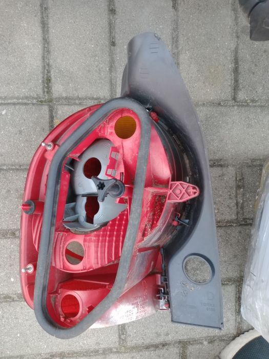 Lampa tył Modus lewa i prawa