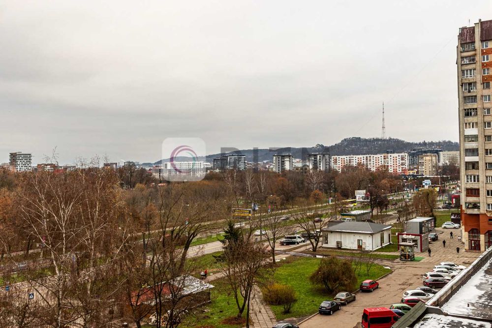 Продаж 3 кімнатна квартира з ремотом, Шевченківський район.