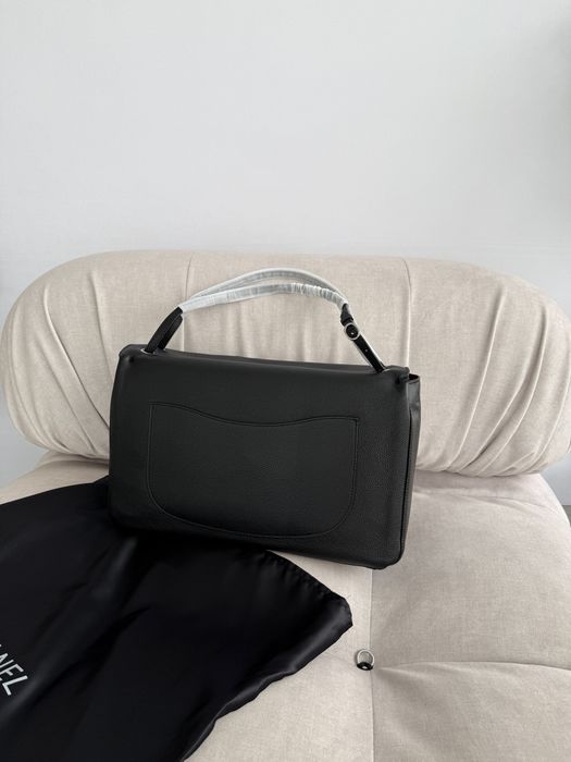 Сумка Chanel Maxi