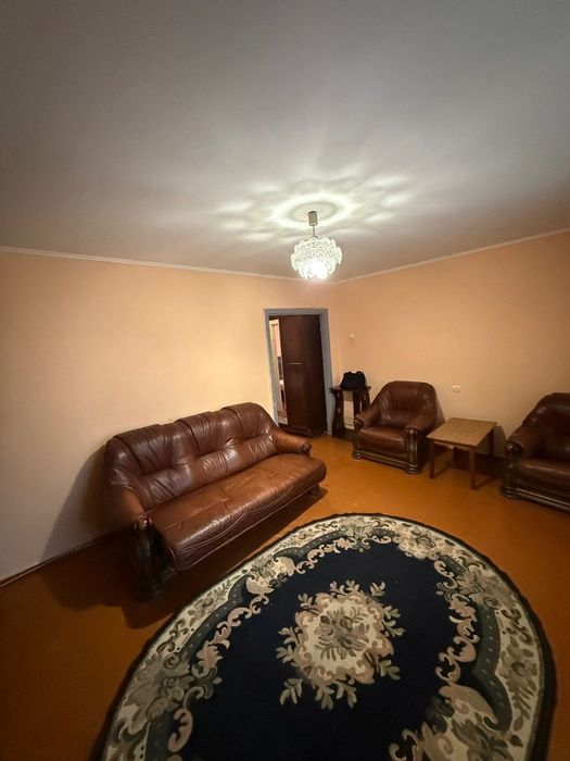 Продам 2к квартиру в центрі