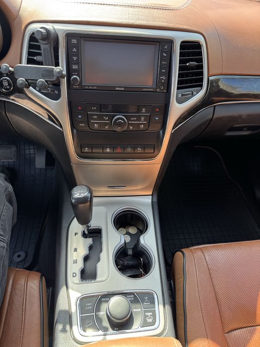 Jeep Grand Cherokee 3,6 LPG 2012r. wersja Overland