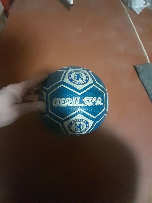 Мяч резиновый футбольный