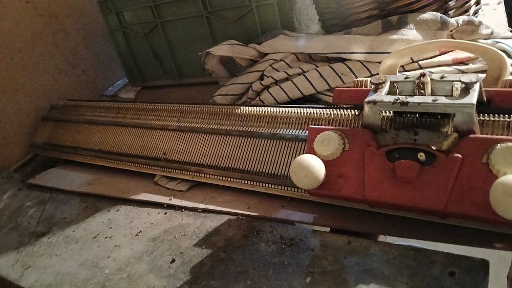 Maquina de tricotar