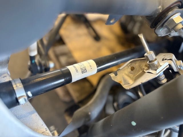Tesla Model 3 Silnik elektryczny samochodu nowy