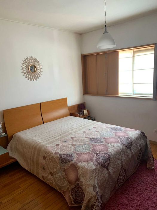 Cama de casal com colchão