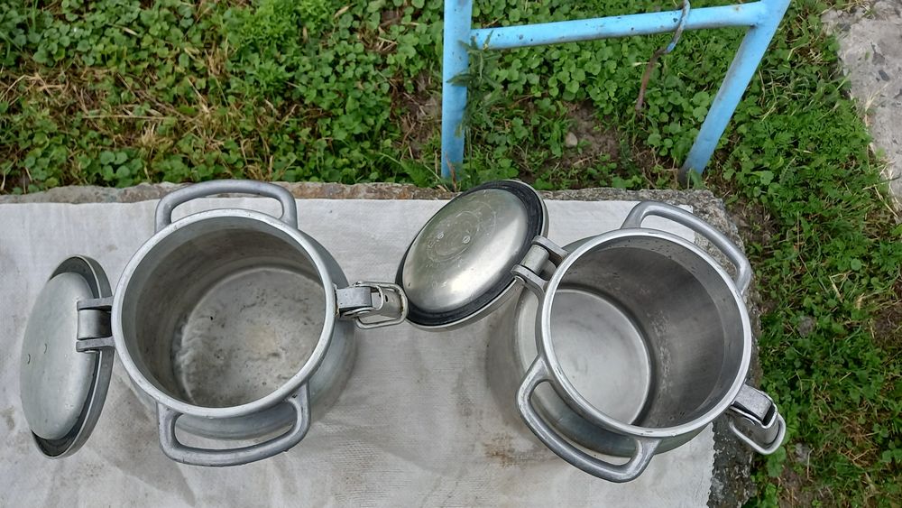 Продам молочни бытоны по 10л .